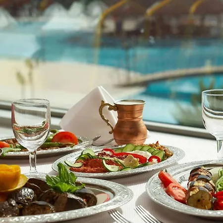 Guengoer Ottoman Palace Thermal & Congress Hotel